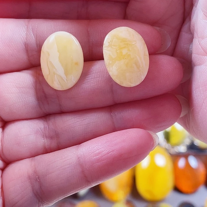 都***师琥珀银S925镶嵌裸石耳钉