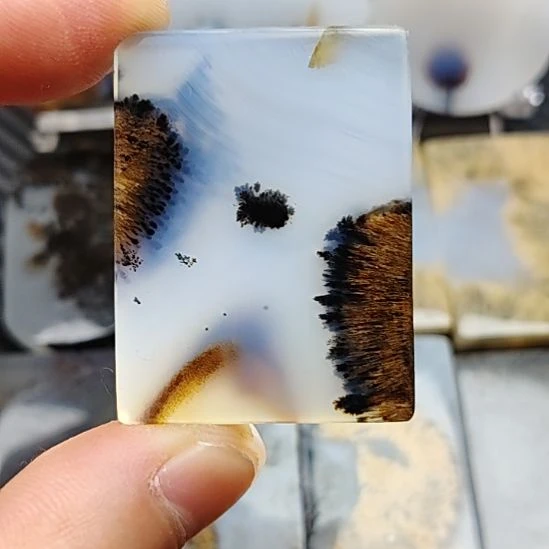 玛瑙/玉髓未镶嵌珠宝奇石