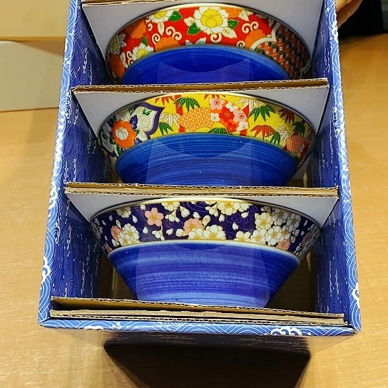 万千严选瓷器如图所示乐**子