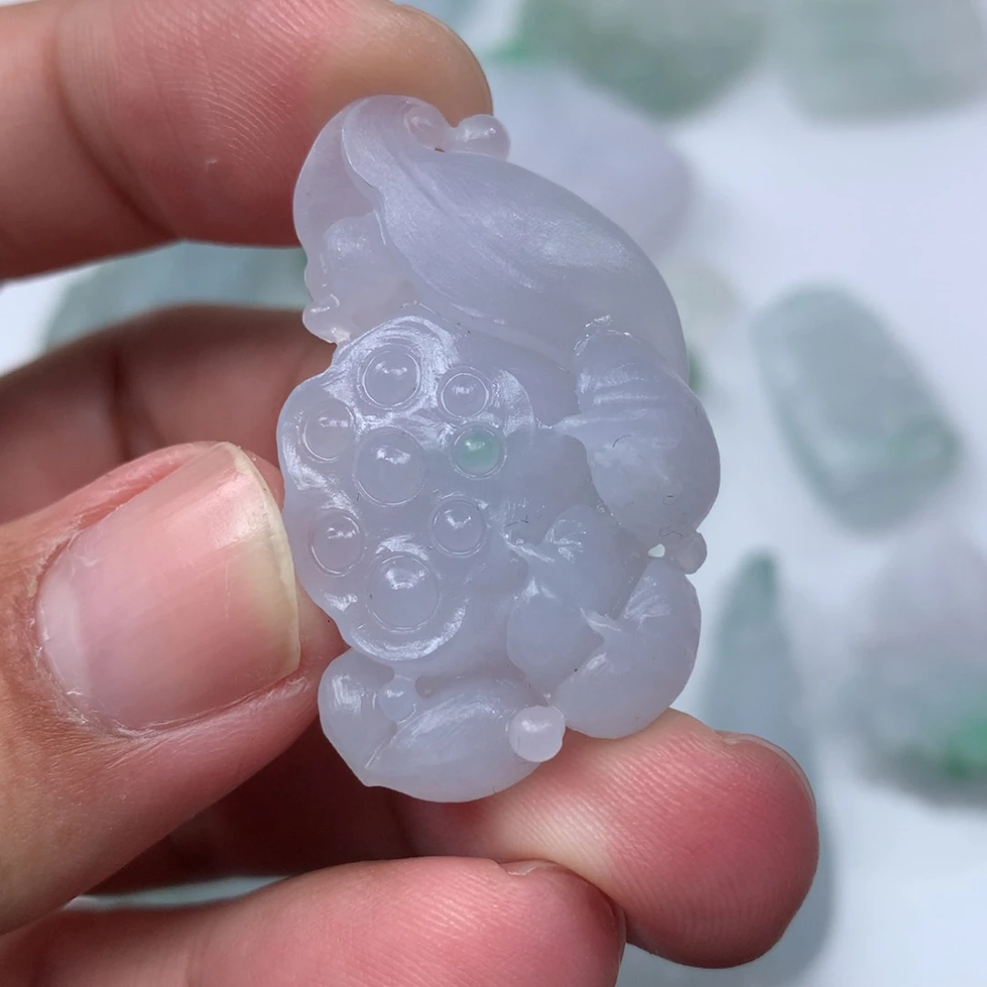 未镶嵌定制翡翠吊坠