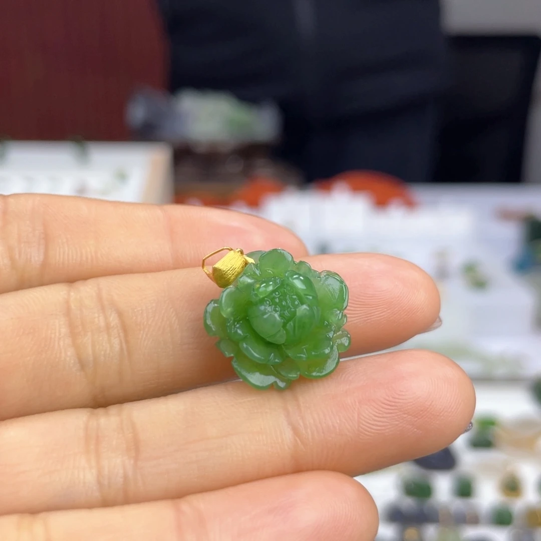 和田玉颈饰18K金镶嵌