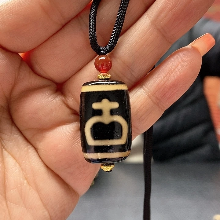 玛瑙/玉髓颈饰合金