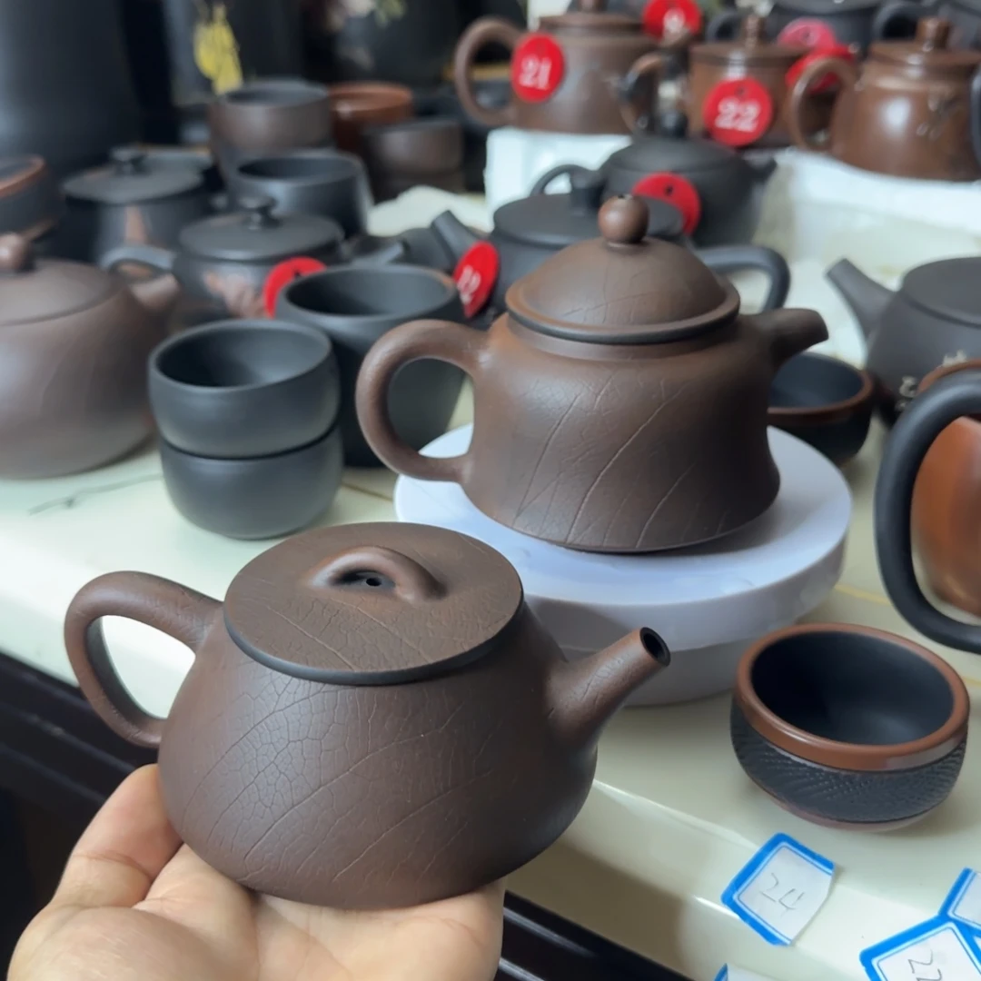 其他建水紫陶金钟壶 加石瓢