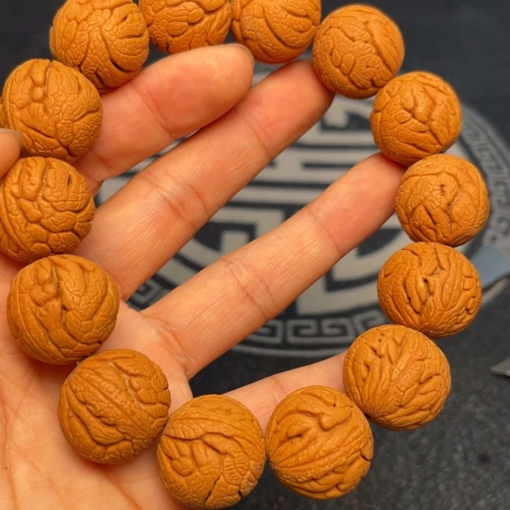 桃核手串龙纹桃核2