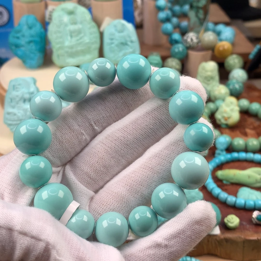 绿松石未镶嵌珠宝奇石