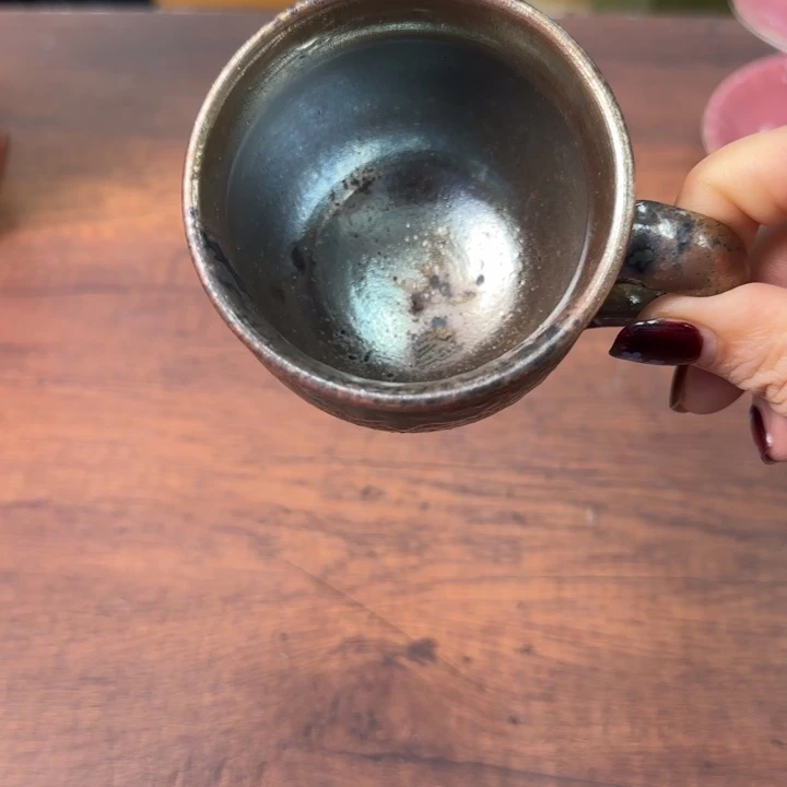 一个陶瓷物件哈哈哈哈