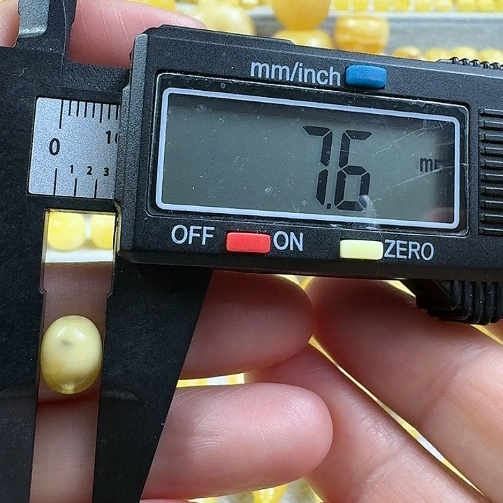 蜜蜡未镶嵌裸石59杂