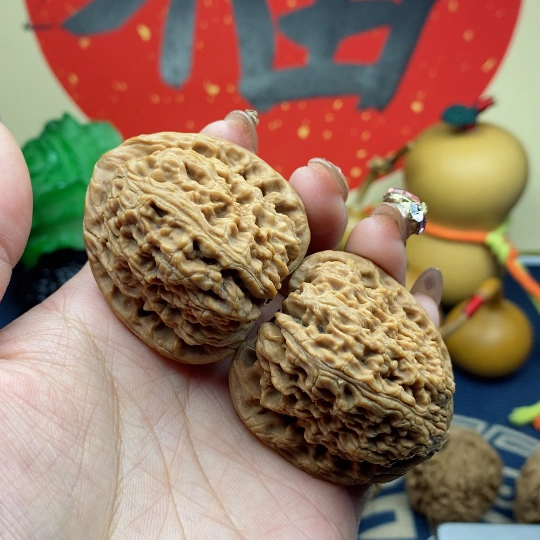 文玩核桃吊坠一**缘涿鹿南疆石