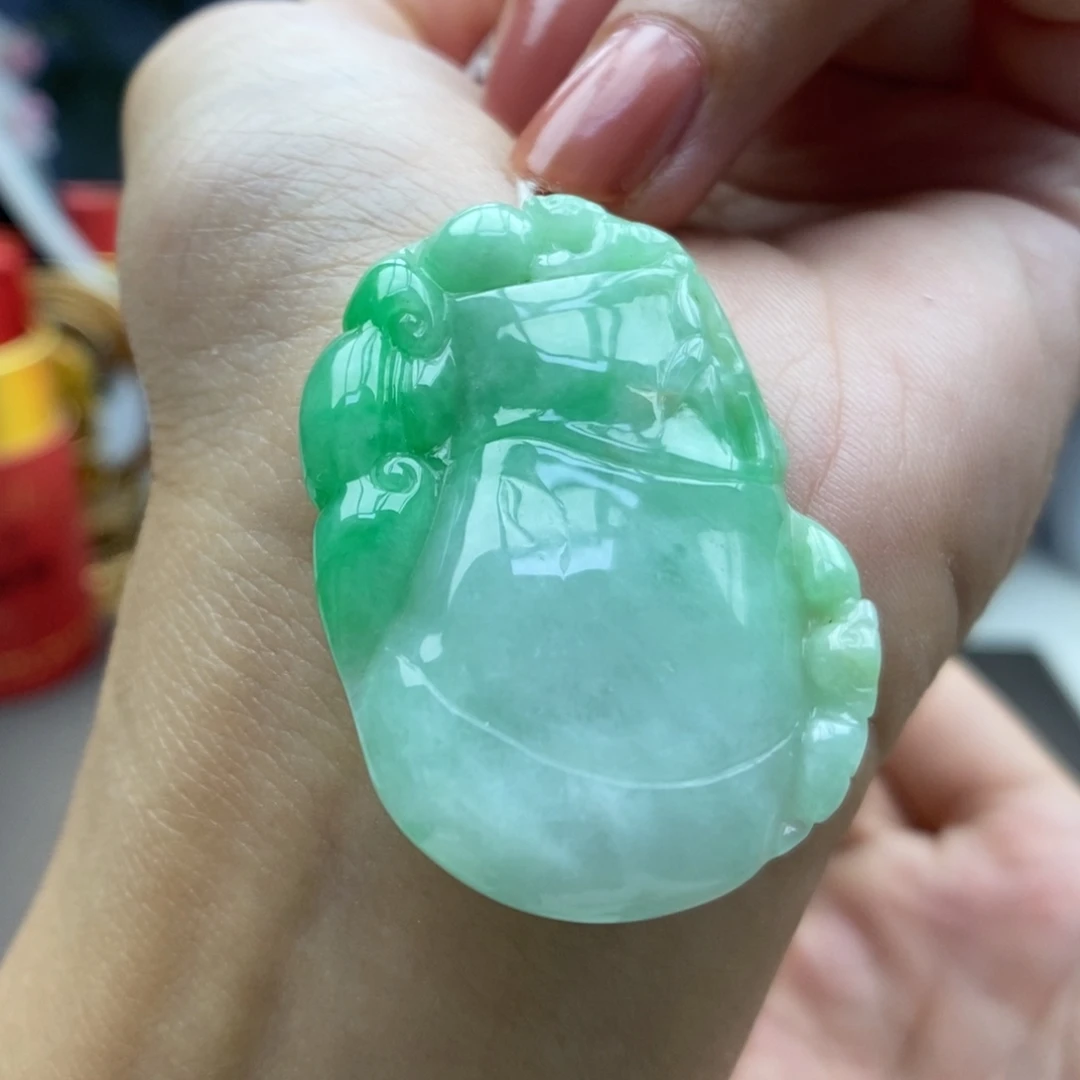 翡翠未镶嵌颈饰吊坠28