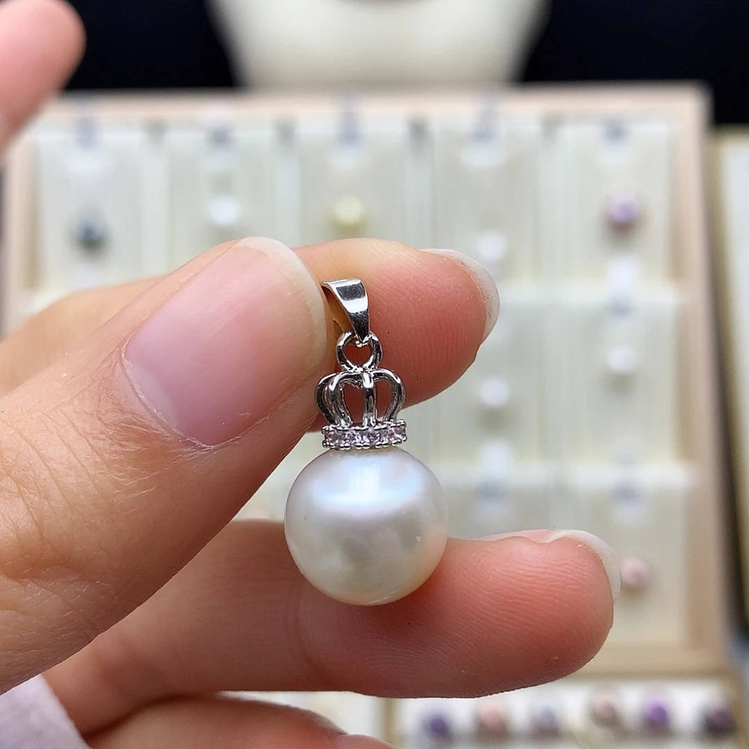 淡水珍珠颈饰合金