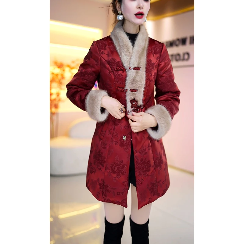 冬季中国风中长款红色妈妈羽绒服女装2025新款时尚保暖白鸭绒外套