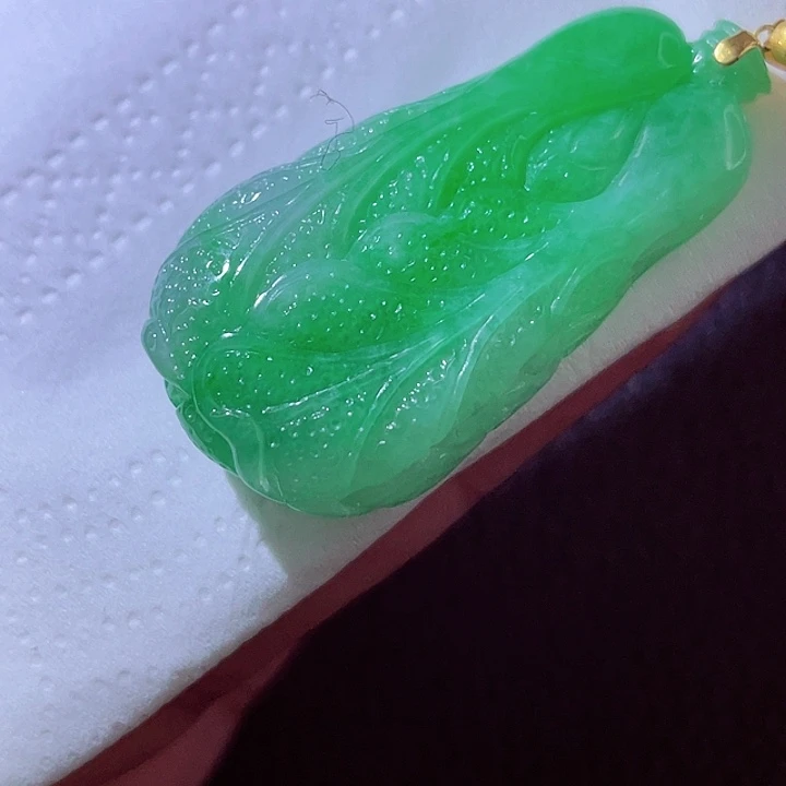 翡翠18K金镶嵌颈饰翡翠