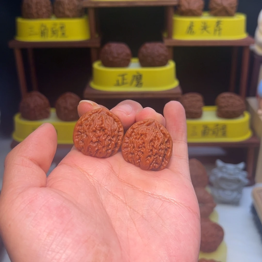 吊坠文玩核桃【小手捻】全品29.5三角白