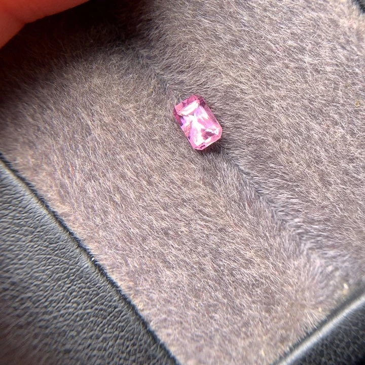 裸石未镶嵌尖晶石0.51克拉天然无烧尖晶石仙女粉