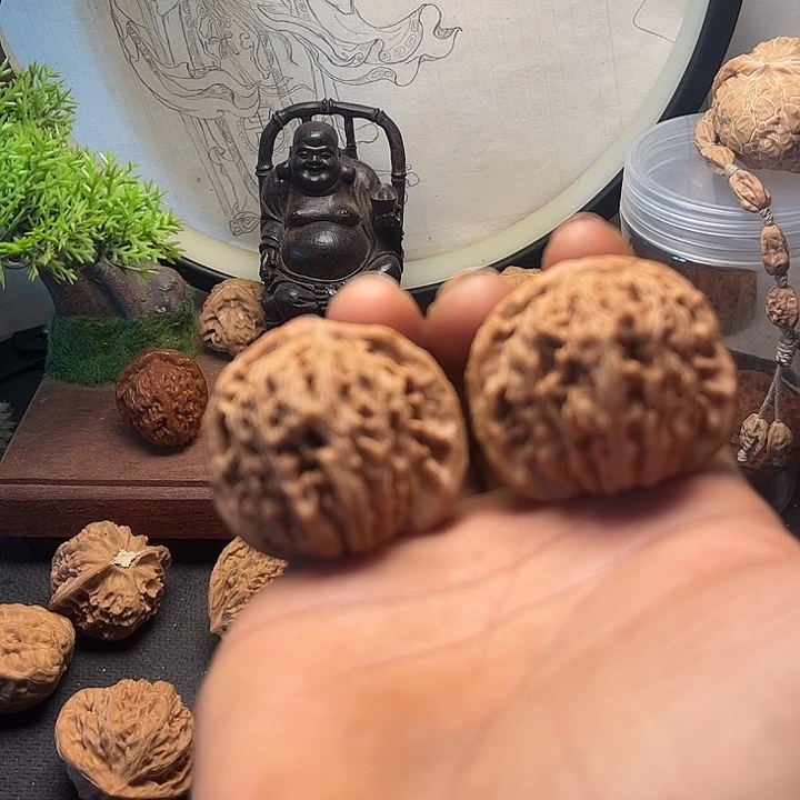 文玩核桃吊坠43喽