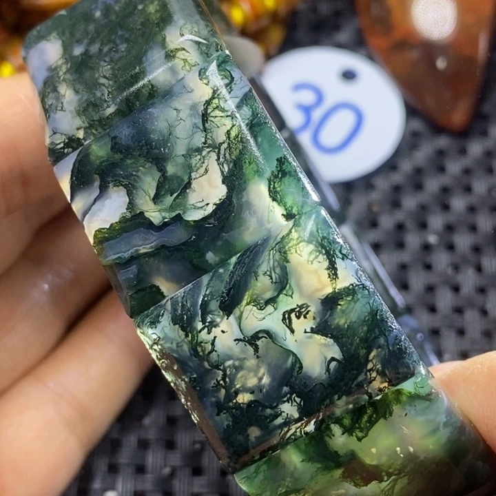 未镶嵌颈饰玛瑙/玉髓袖**尘