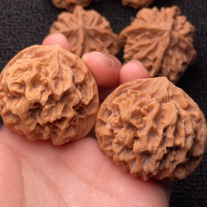 木质类秦岭精品文玩核桃3
