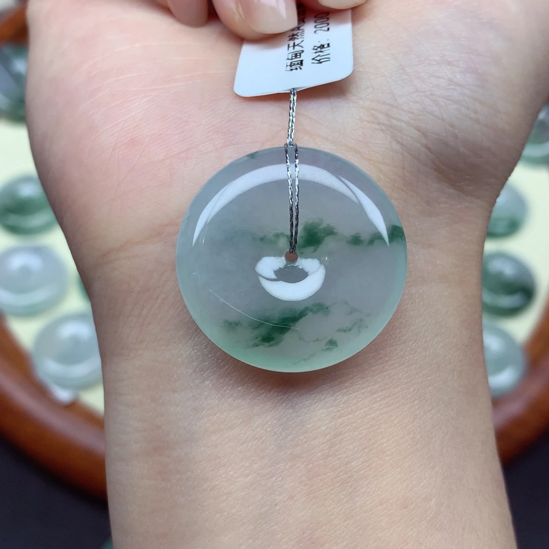 翡翠未镶嵌颈饰吊坠26.6/5.2mm