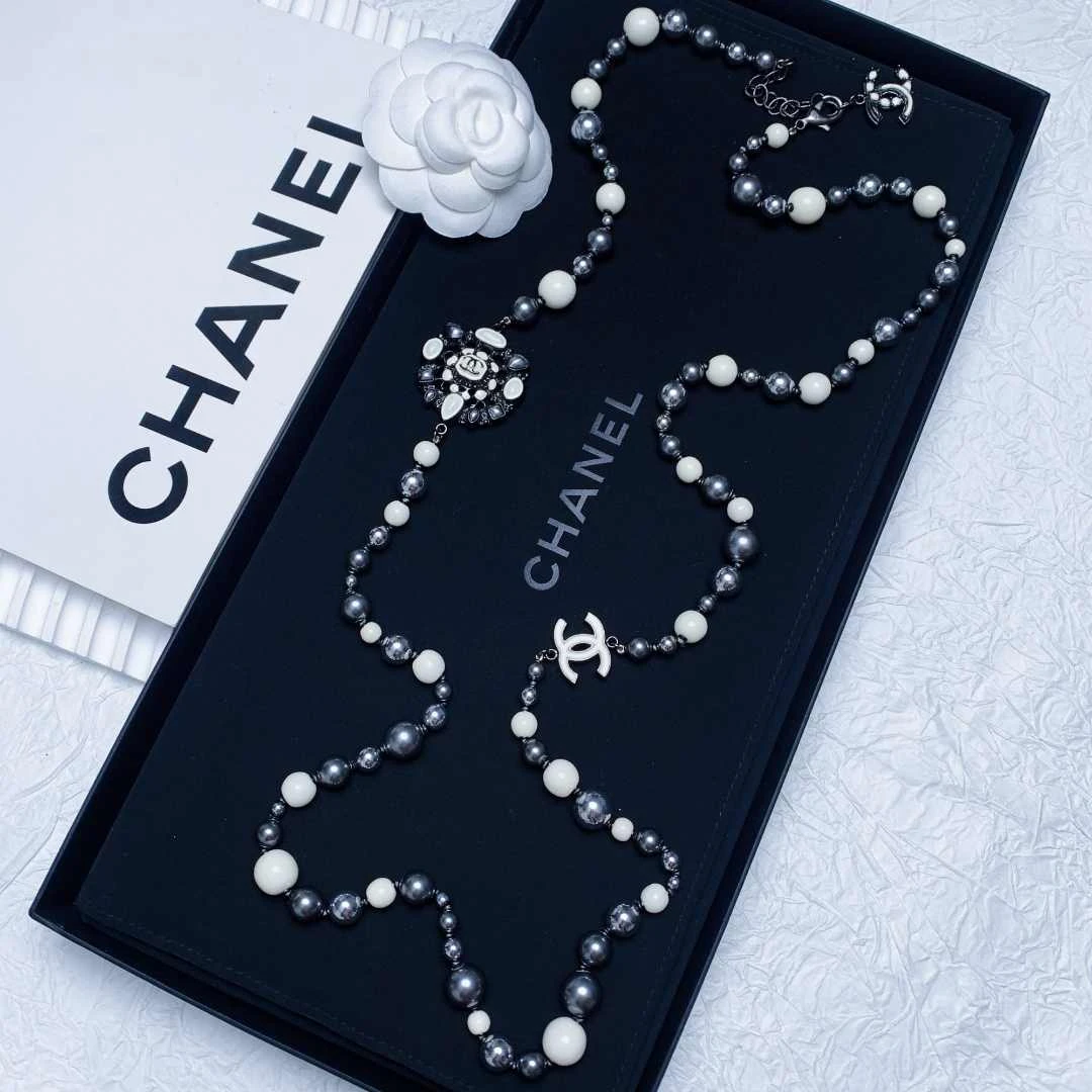 95新 Chanel/香奈儿 柚礼中古/香奈儿灰白孟买双C项链CG501163