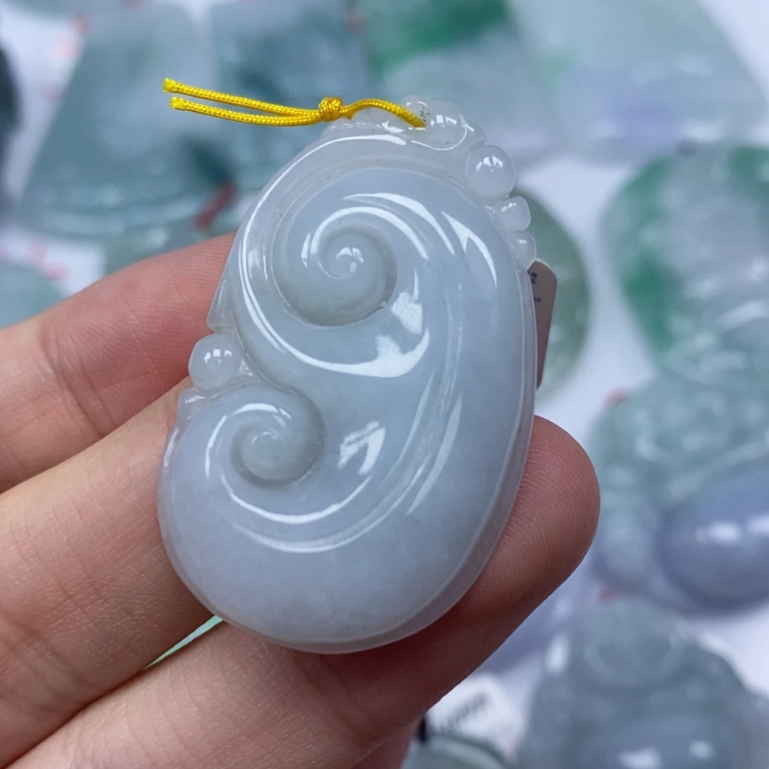颈饰未镶嵌翡翠吊坠