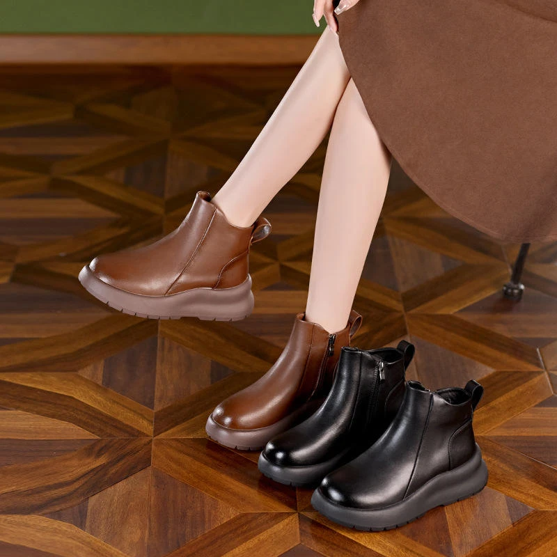 牛皮马丁靴女2025新款秋冬季软底复古大小码春秋单靴棕色短靴子女