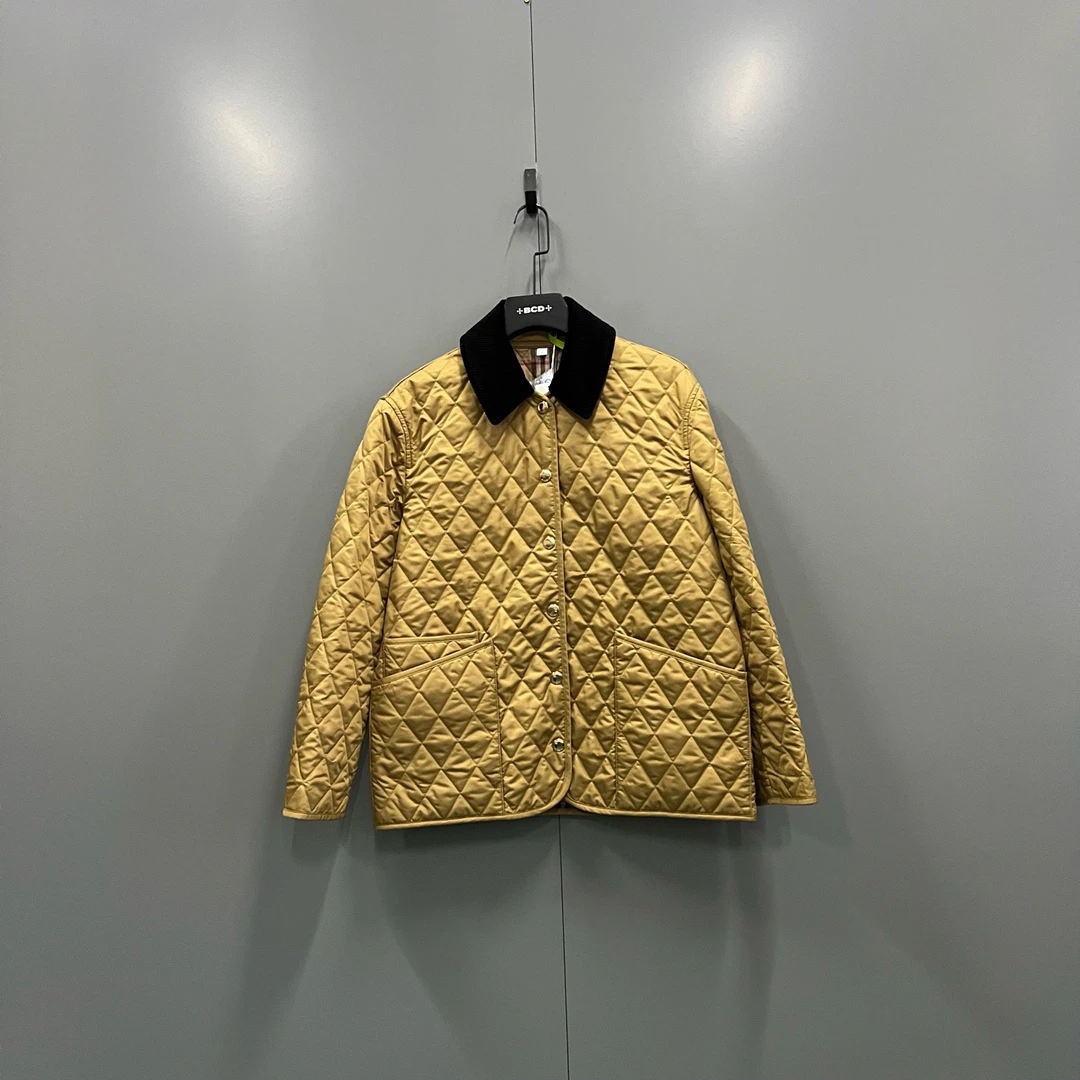 99新 BURBERRY/博柏利 (ll) 卡其色棉服 M码/610319