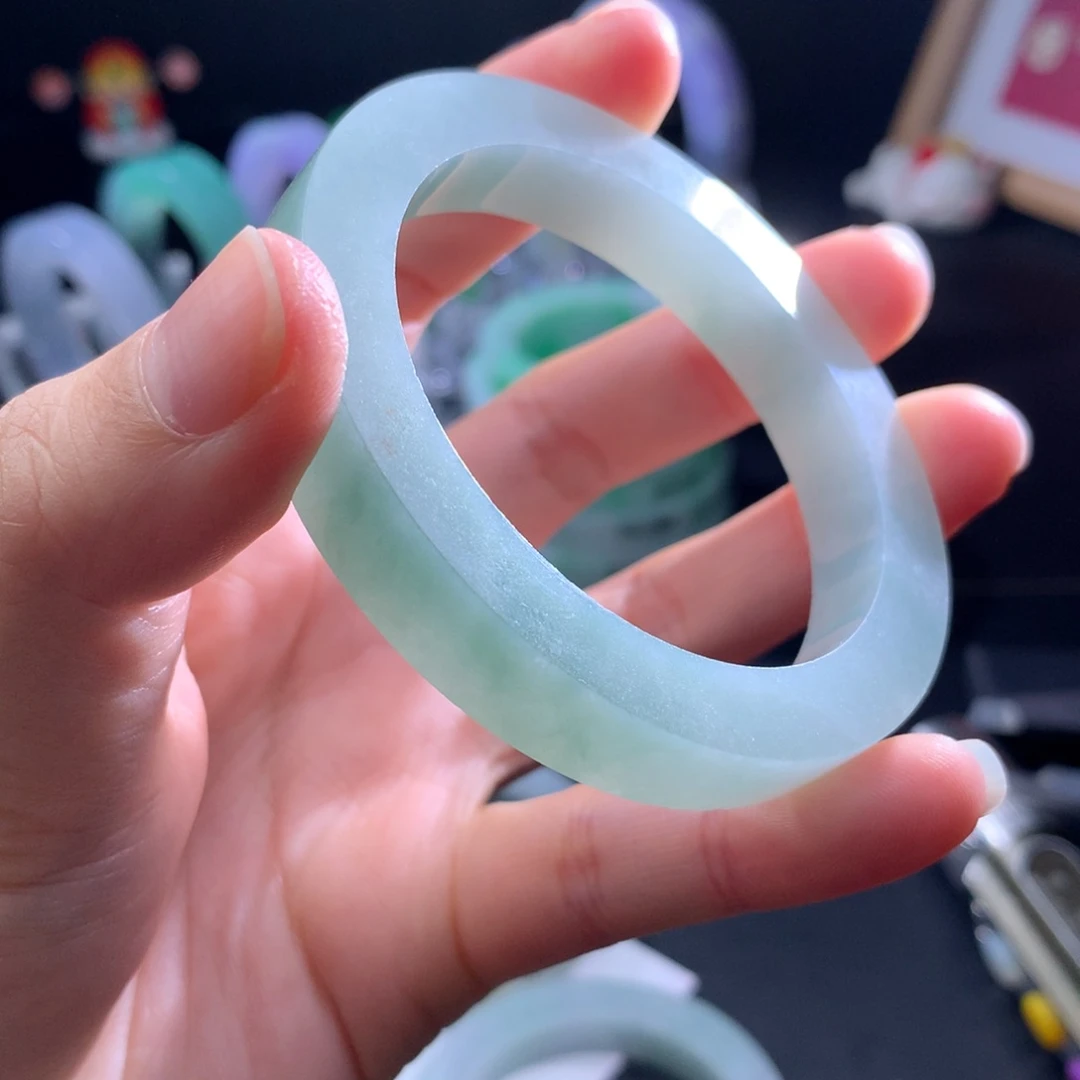 定制翡翠手镯未镶嵌