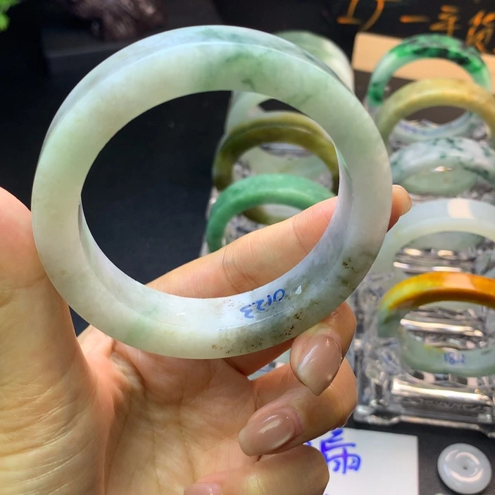 定制翡翠未镶嵌手镯手镯