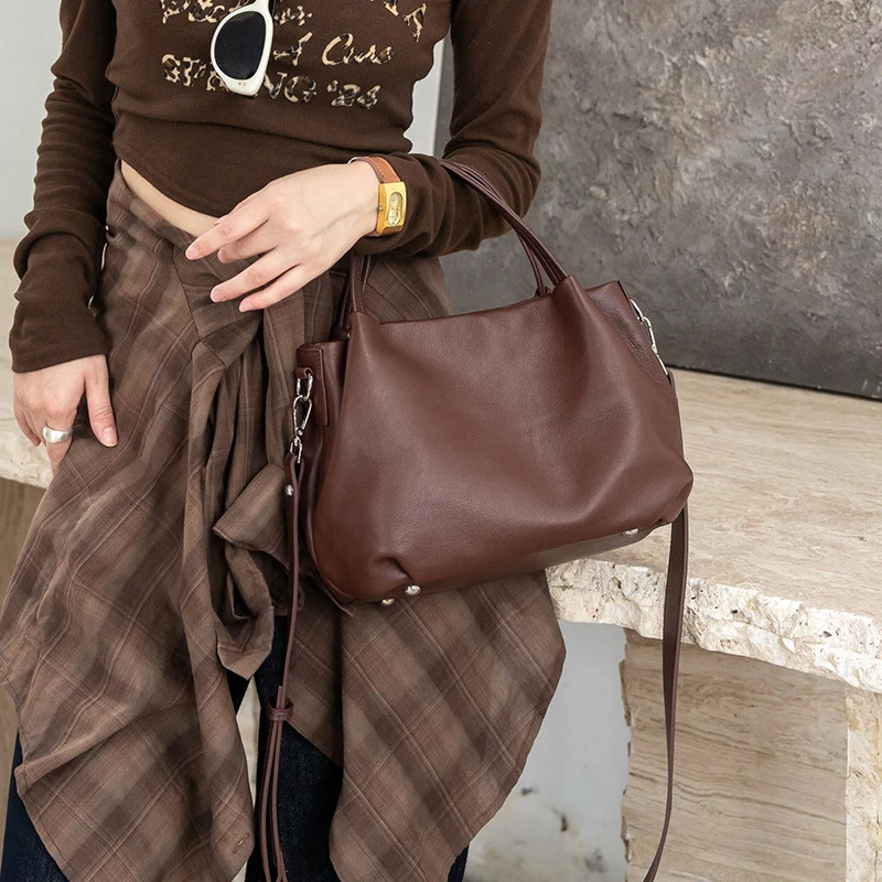 通勤托特包高级感单肩水桶包 2025新款大容量头层牛皮女包水桶包