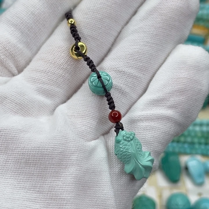 绿松石未镶嵌挂件