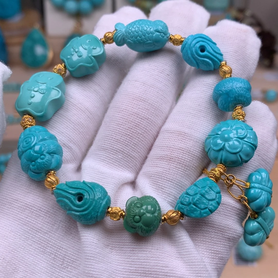 绿松石未镶嵌珠宝奇石