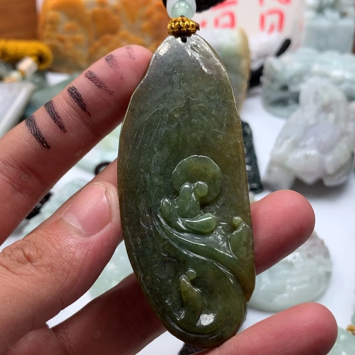 翡翠未镶嵌颈饰保真天然a货翡翠