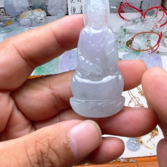 翡翠未镶嵌颈饰翡翠观音