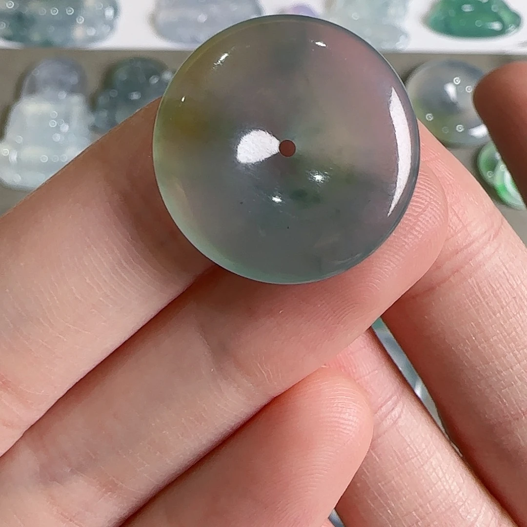 翡翠未镶嵌颈饰