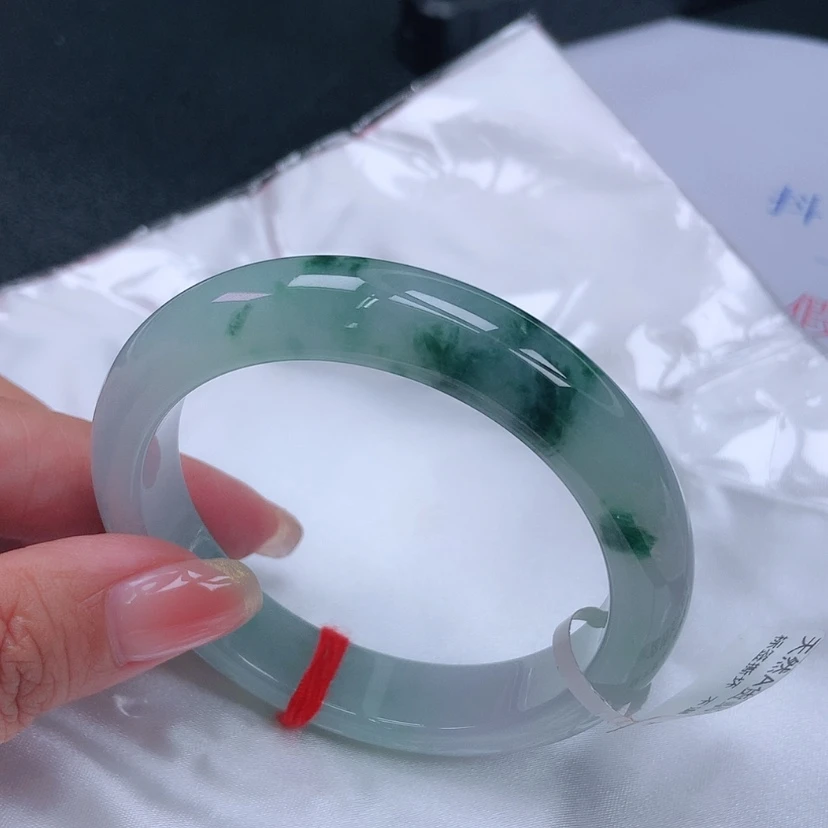 【闪购商品】未镶嵌手镯翡翠，55