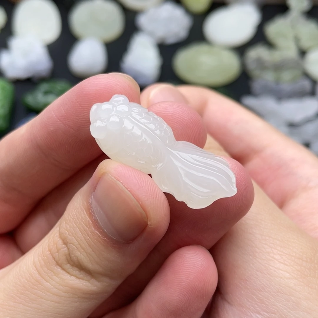 【闪购商品】颈饰未镶嵌和田玉