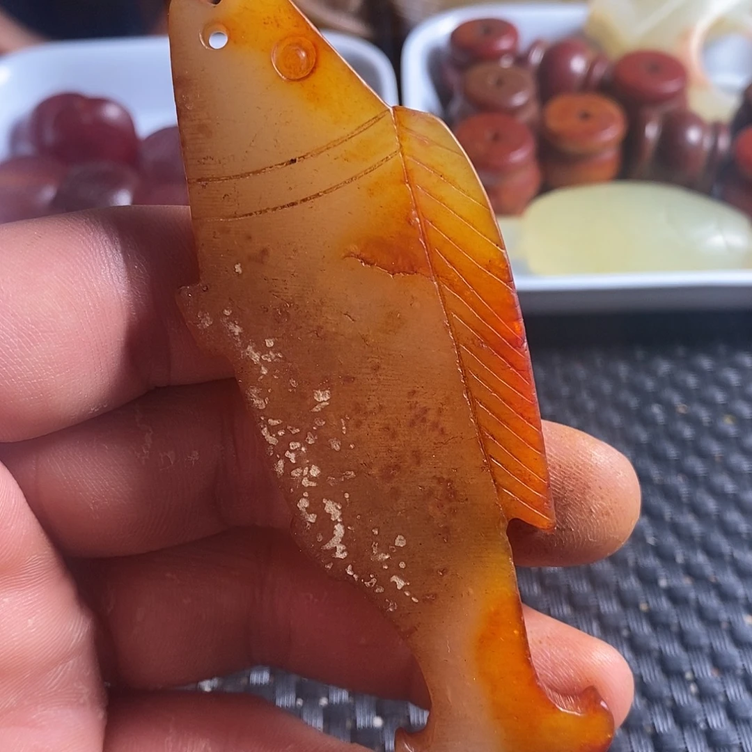 蛇纹石玉合金颈饰