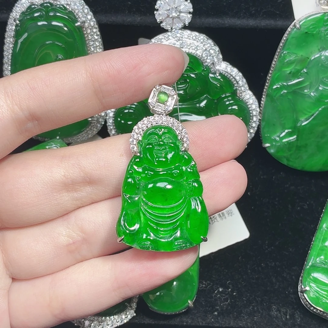 翡翠未镶嵌颈饰天然A货翡翠