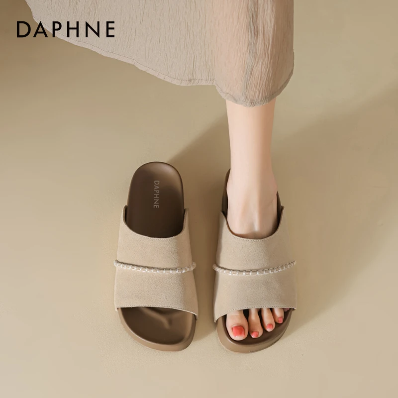 达芙妮舒适懒人厚底勃肯拖鞋女2025夏季新款外穿时尚百搭凉拖鞋潮
