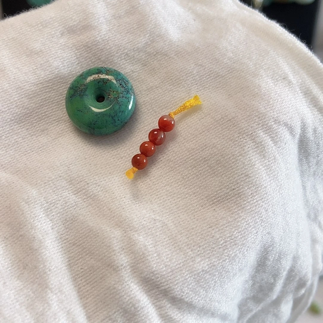 南红玛瑙未镶嵌珠宝奇石