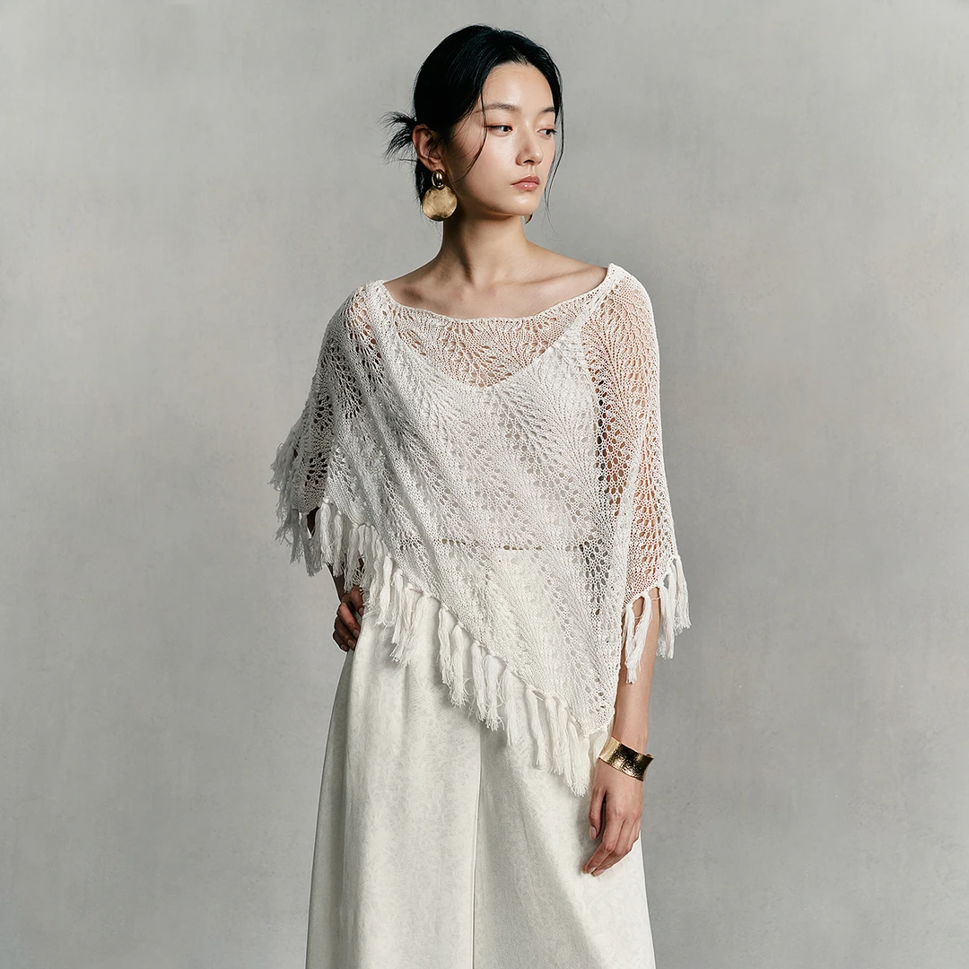 生活在左镂空设计亚麻披肩2025夏季新款百搭流苏围巾女F2952508