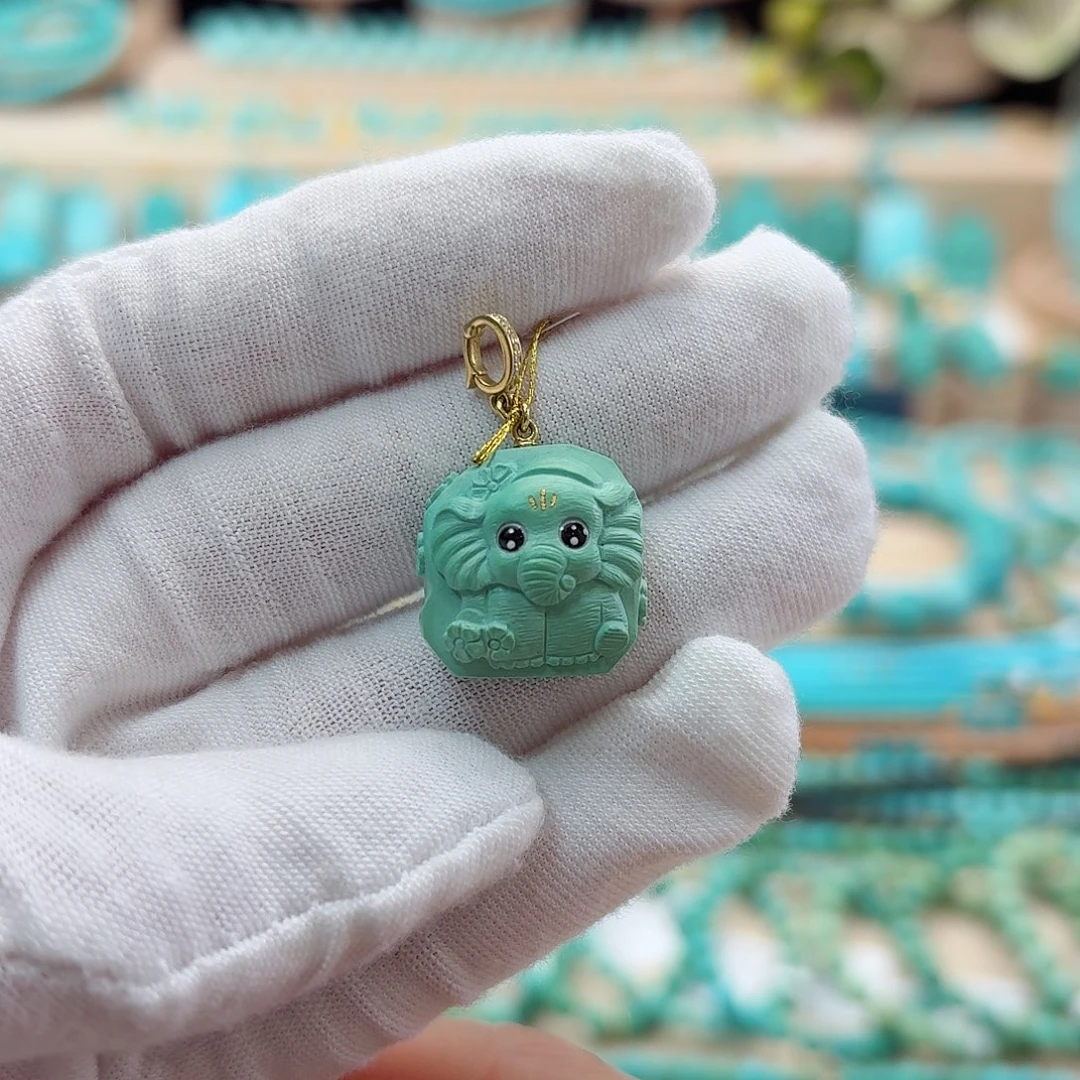 绿松石未镶嵌珠宝奇石