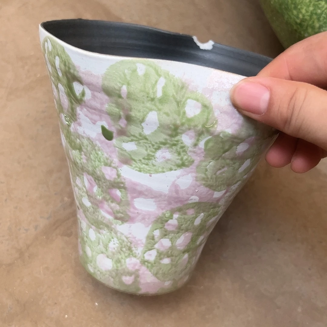 景德镇陶瓷花盆瑕疵