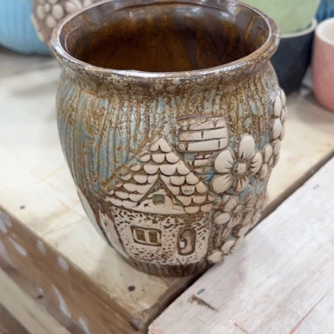 陶瓷满9元发货口径不清楚问客服谢谢