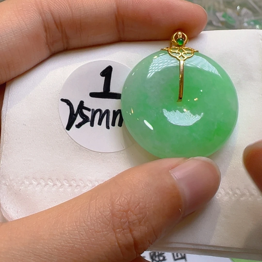 翡翠18K金镶嵌吊坠(不含链)