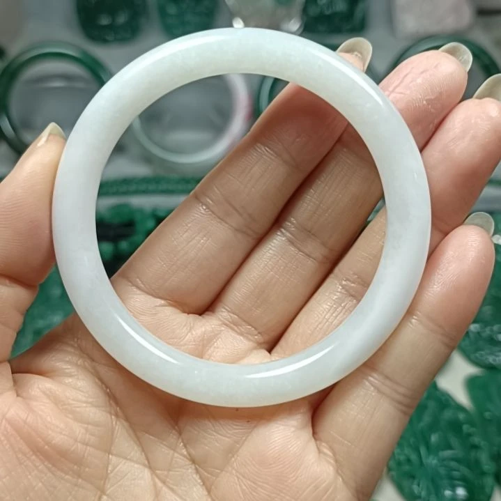 独山玉手镯56+未镶嵌