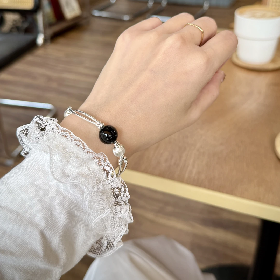 暗涌星环：白羊火星顺行天秤剁手魂水瓶天王星逆行/玛瑙转化决策力