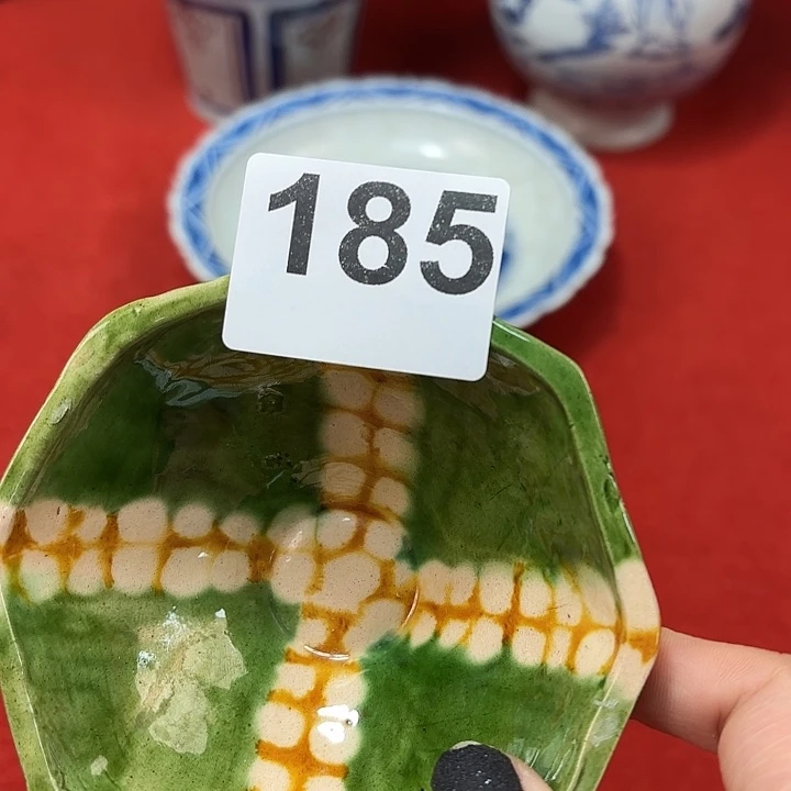 瓷片