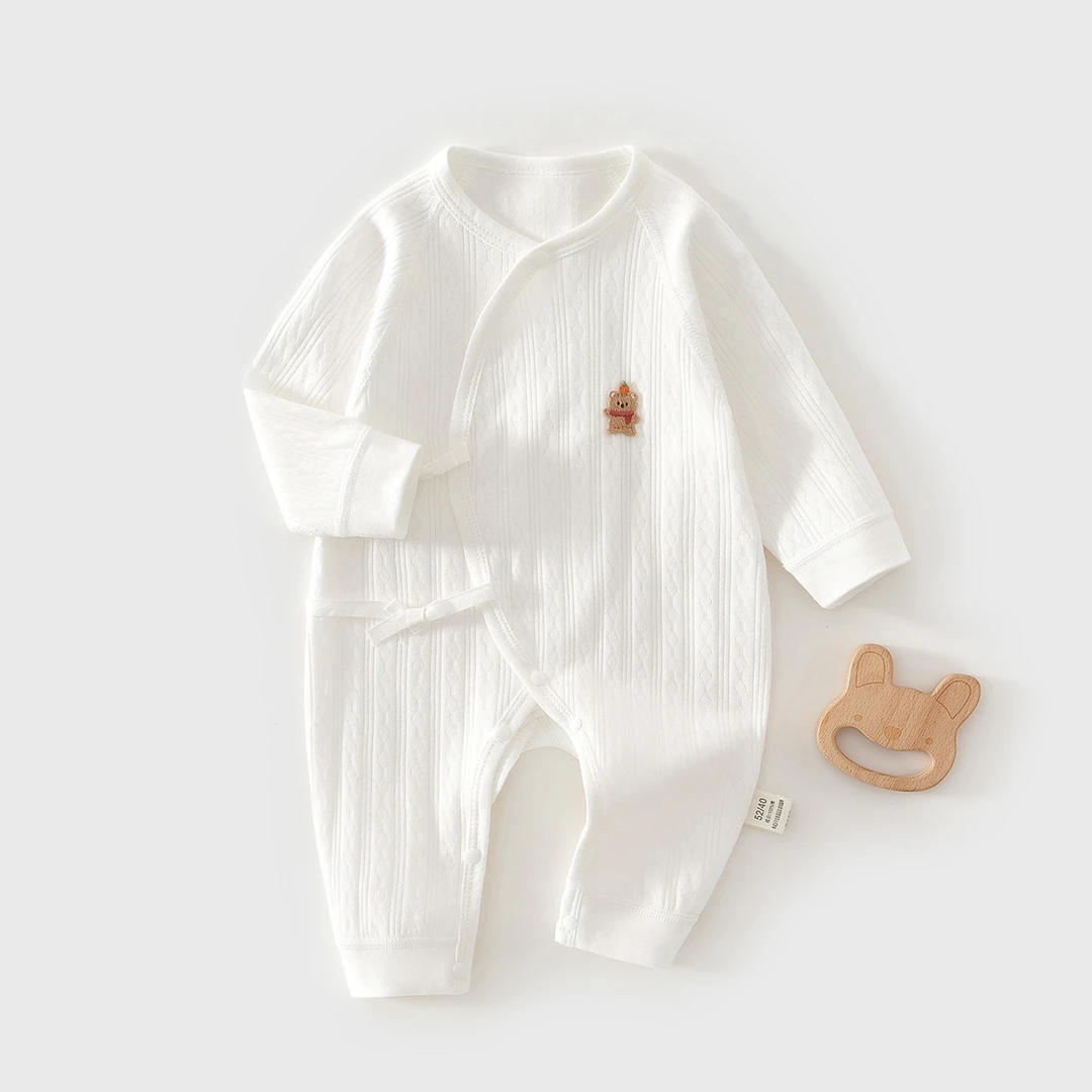 2025中国风新生儿双层护肚哈衣春秋和尚服满月宝宝纯棉无骨蝴蝶衣