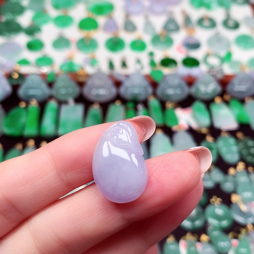 翡翠未镶嵌颈饰天然翡翠A货